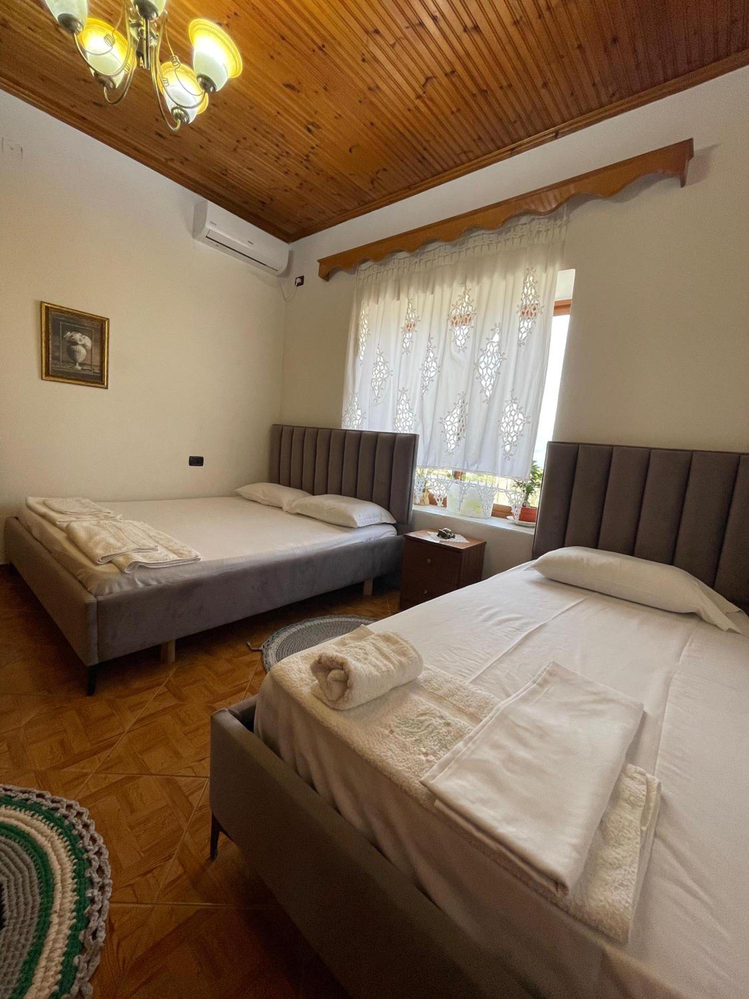 Guest house Lengo Gjirokastër Extérieur photo