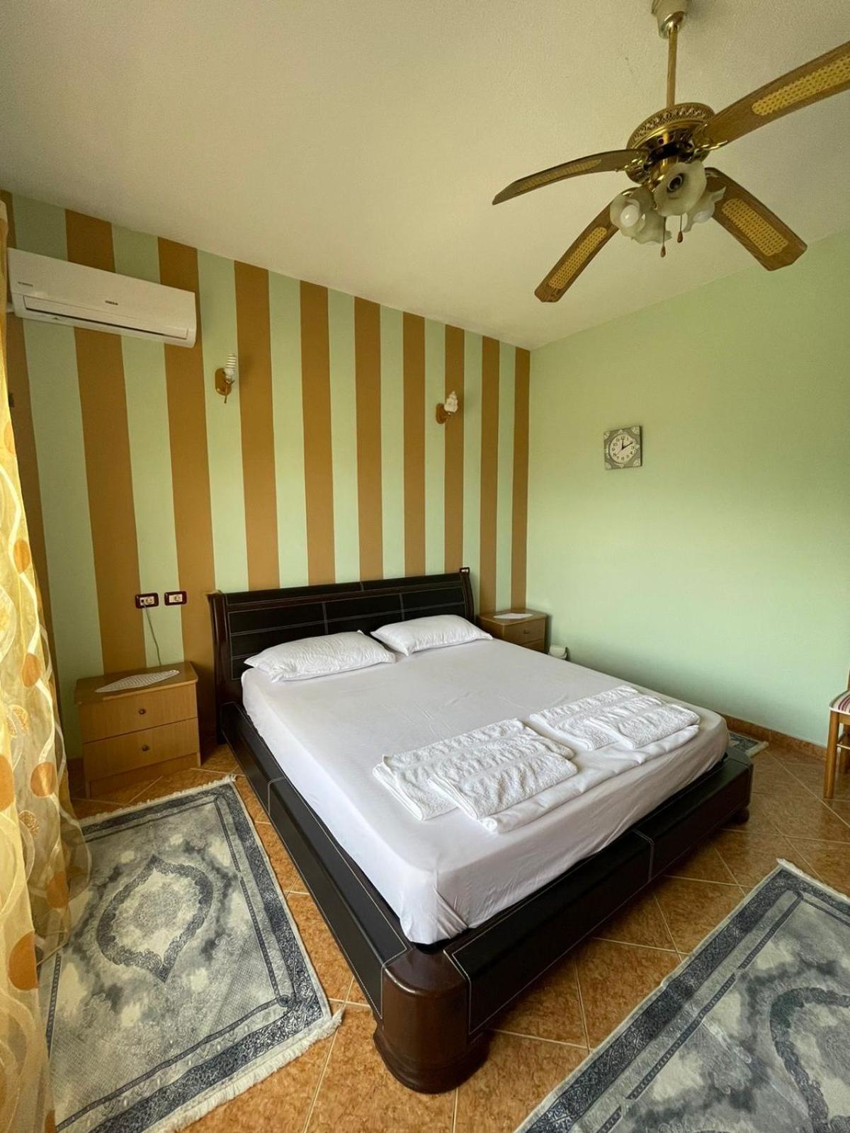 Guest house Lengo Gjirokastër Extérieur photo