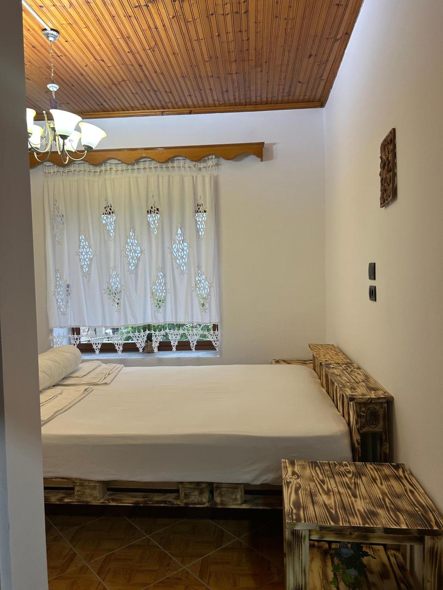 Guest house Lengo Gjirokastër Extérieur photo